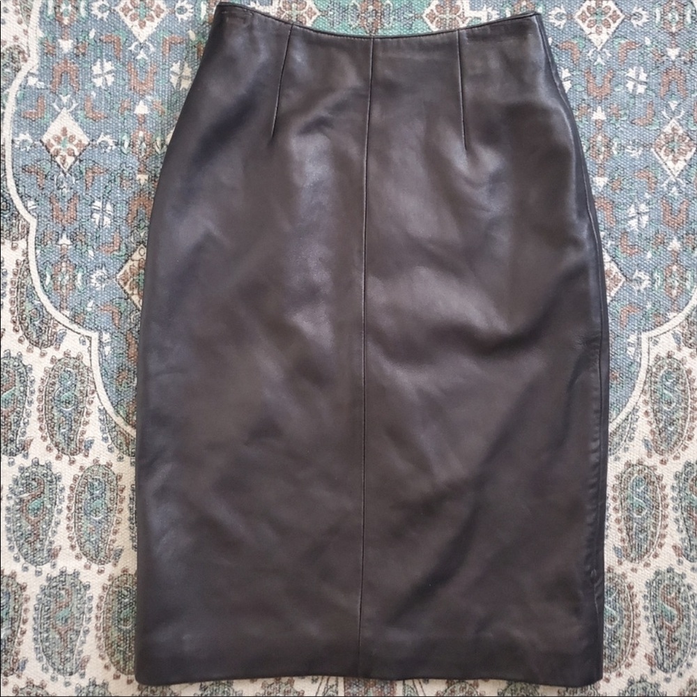 Wilsons black leather high waisted shirt